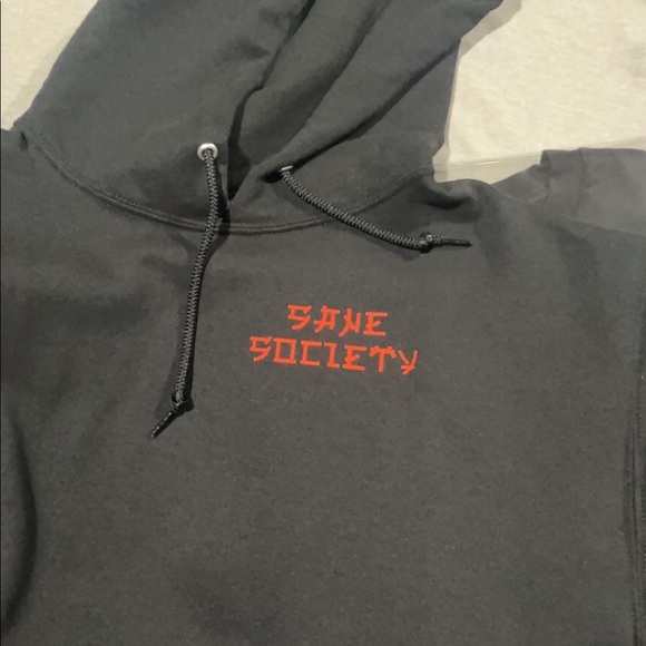 CUSTOM HOODIES - Picture 3 of 4